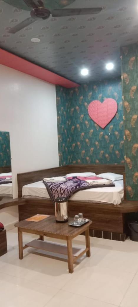 New Hotel Rajvihar Pachmarhi Bagian luar foto